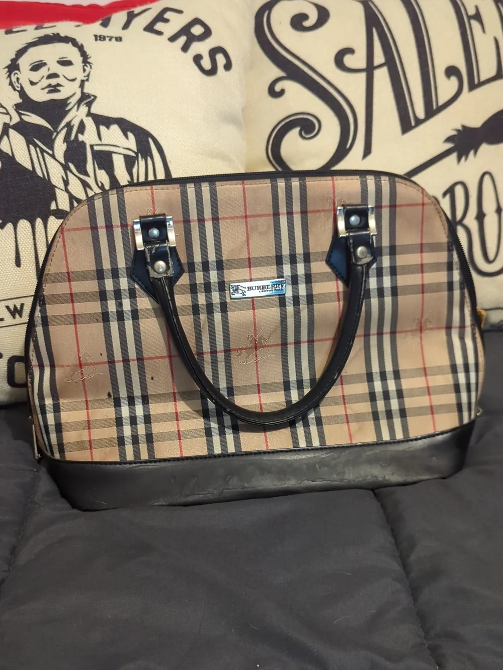Authentic Burberry Nova Check Dome Handle Bag 🛍️